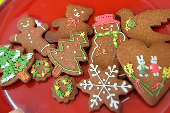 Kew Biscuit Decorating Class for Adults - FAQs