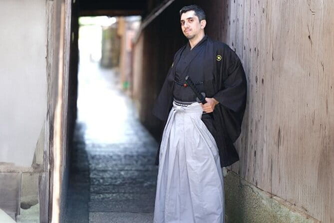 Kimono Rental Service Near Kiyomizudera Temple - Key Points