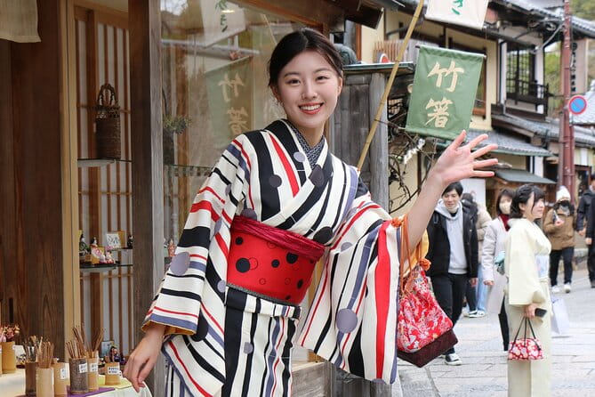 Kimono Rental Service Near Kiyomizudera Temple - Location and Meeting Point