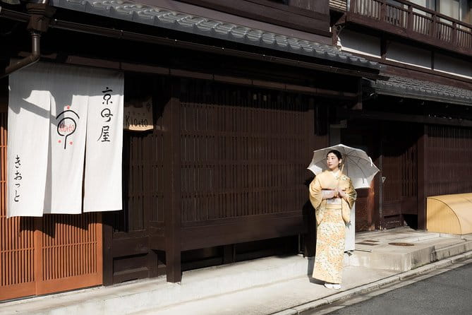 Kimono Wearing Experience-Fun to Wear Wearing-Fun to Know- - The Perfect Location in Kyoto