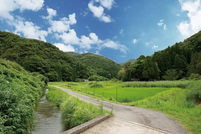 Kinosaki:Rental Electric Scooter-Hidden Alleyways Route-/90min - Meeting and End Points