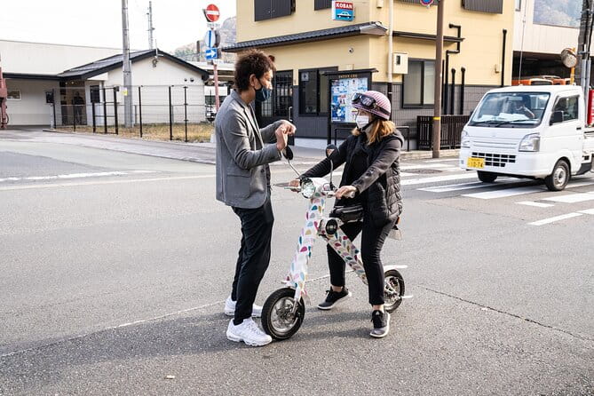 Kinosaki:Rental Electric Vehicles-Hidden Alleyways Route-/90min - Cultural Immersion