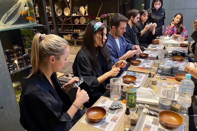 Kintsugi Experience: Art of Golden Joinery in Tokyo - Appreciating the Repaired Piece