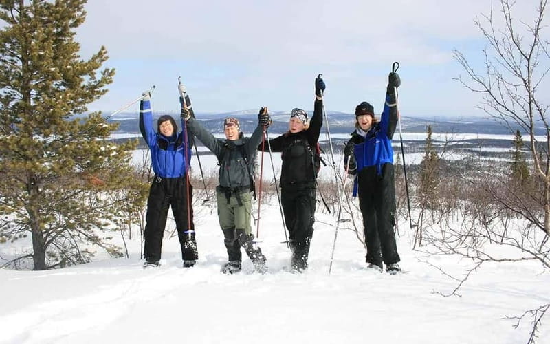 Kiruna: Snowshoe Trek with Warm Beverage and Sandwich - Who Is This Tour Best For?