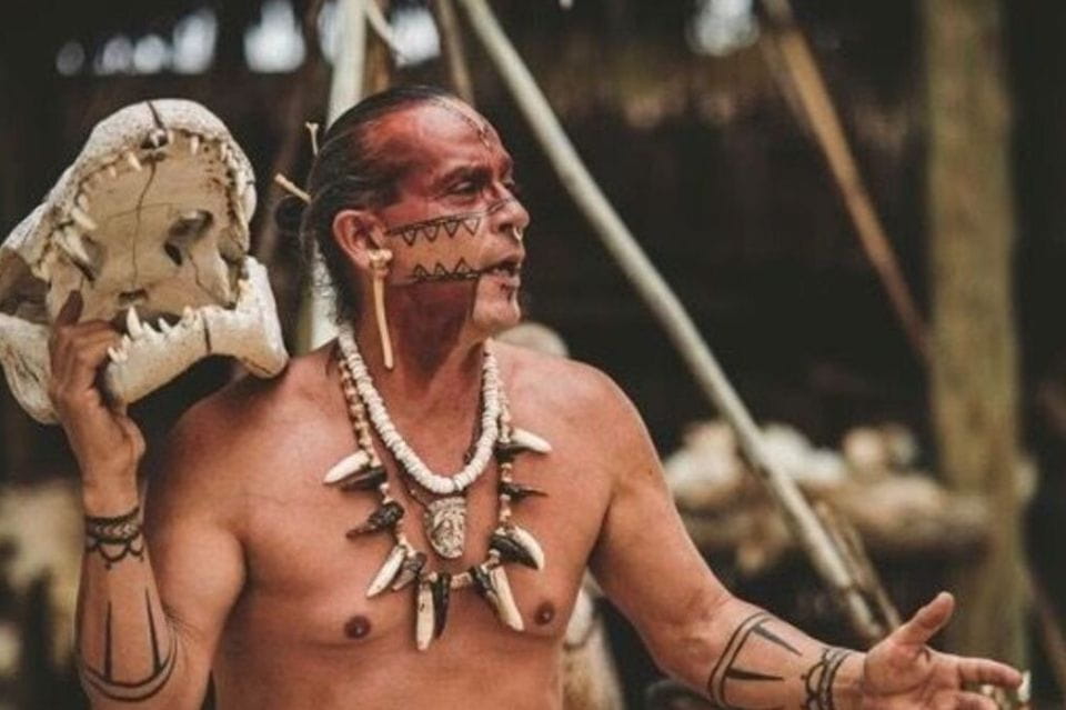 Kissimmee: Jororo Native Village Alligator History Show - Booking Information