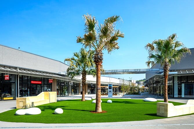 Kitakyushu Kawachi Wisterias Blossom Garden Day Bus Tour - Additional Information