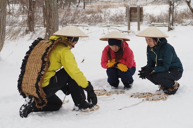 Kitashiobara-mura Private Winter Hiking in Kanjiki Tradition - Meeting Points and Pickup Options