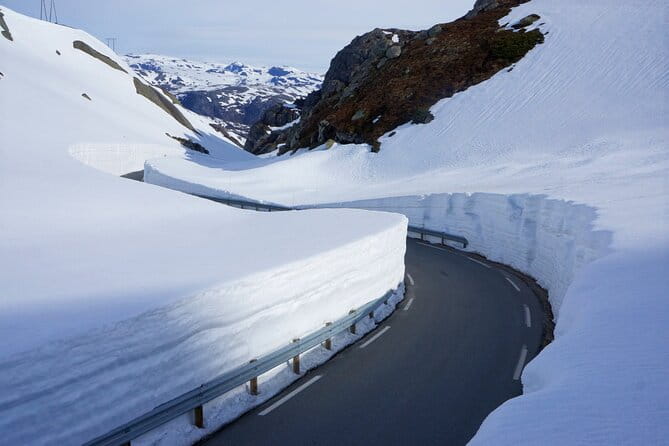 Kjerag Low-Season Hike + Packed Lunch - The Details of the Kjerag Low-Season Hike Experience