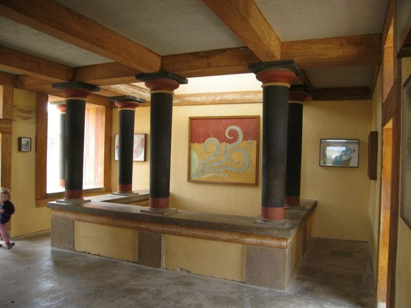 Knossos Palace & Heraklion Full-Day Tour from Rethymno Areas - Who Is This Tour Best For?