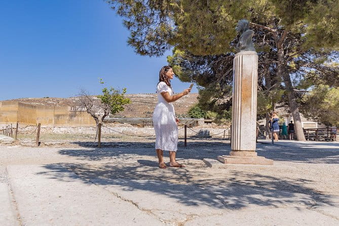 Knossos Palace: Self-Guided Audio Tour on your Phone (without ticket) - Who Will Love This Experience?