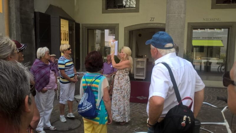 Konstanz: Private Stadtführung mit Weinprobe - Discovering Constance’s Old Town and Its Stories