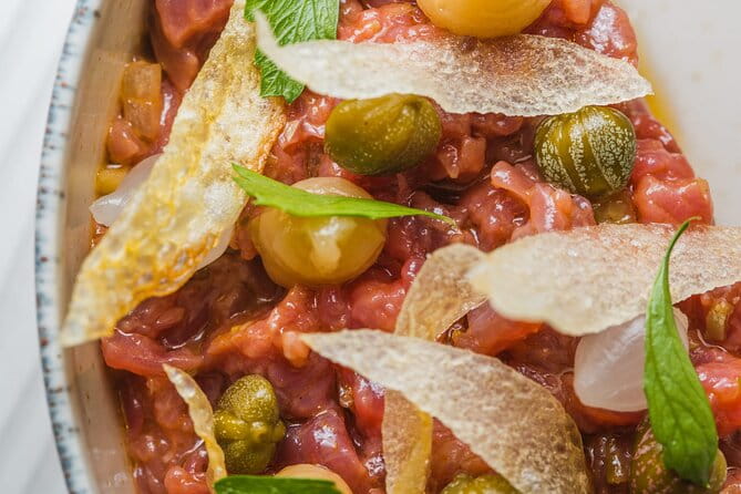 Korcula walking tour and dinner for Food Lovers - The Guided Walk: Inside Korcula’s Ancient Walls