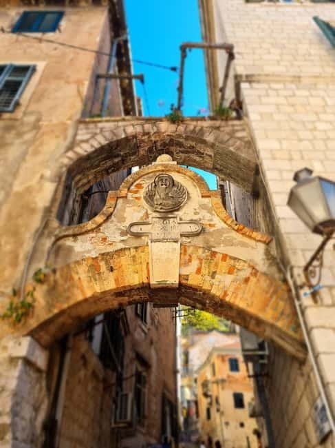 Kotor: Guided Walking Tour of the Old Town - Discovering Kotor’s Old Town in Just Two Hours
