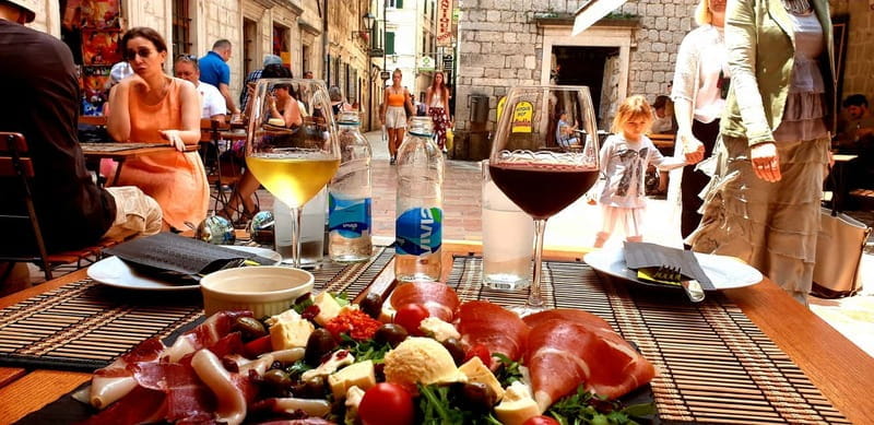 Kotor: Private Walking Tour with Wine and Food Tasting - Key points / Takeaways