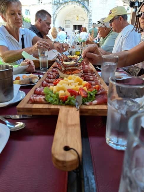 Kotor: Private Walking Tour with Wine and Food Tasting - An In-Depth Look at the Experience