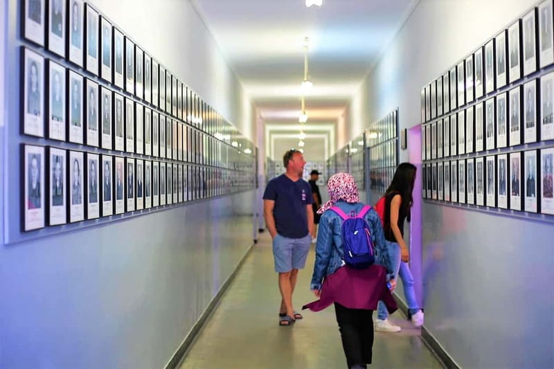 Krakow: Auschwitz-Birkenau Private Guided Tour - Practical Tips for Your Visit