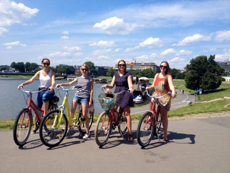 Krakow: Bike Tour of the Old Town, Kazimierz, and the Ghetto - Price and Value Analysis