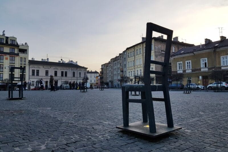 Krakow: City Tour by Electric Golf Cart - The Heartbreaking History at Ghetto Heroes Square