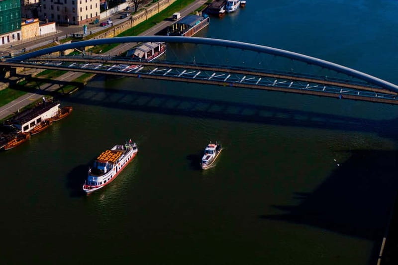 Krakow: Evening Sightseeing Cruise - Who Will Appreciate This Tour Most?