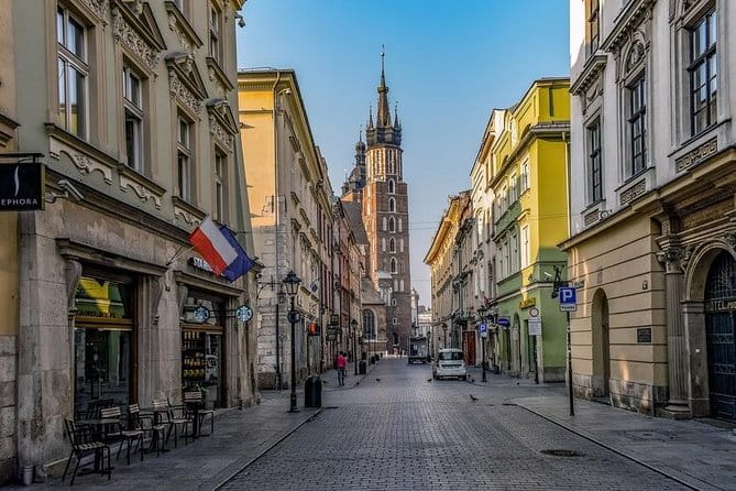 Krakow Expanded - Full Day Tour from Warsaw by private car - The Guided Tour of Krakow’s Old Town and Beyond