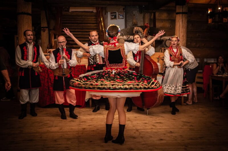 Krakow: Full Traditional Polish Dinner & Folk Show - Final Thoughts: Is It Worth It?