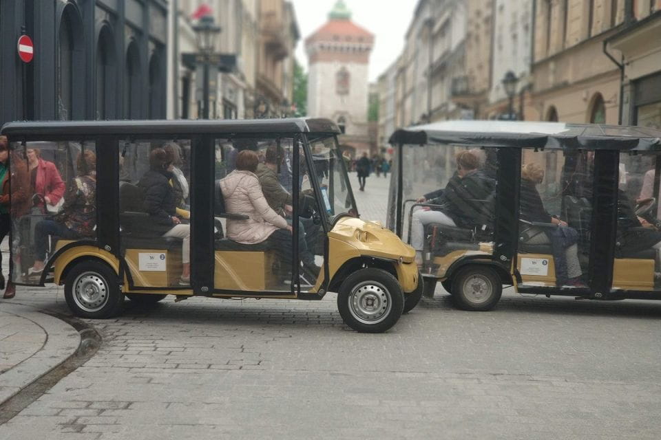 Krakow: Group Electric Golf Cart Tour of the Old Town - Key Points