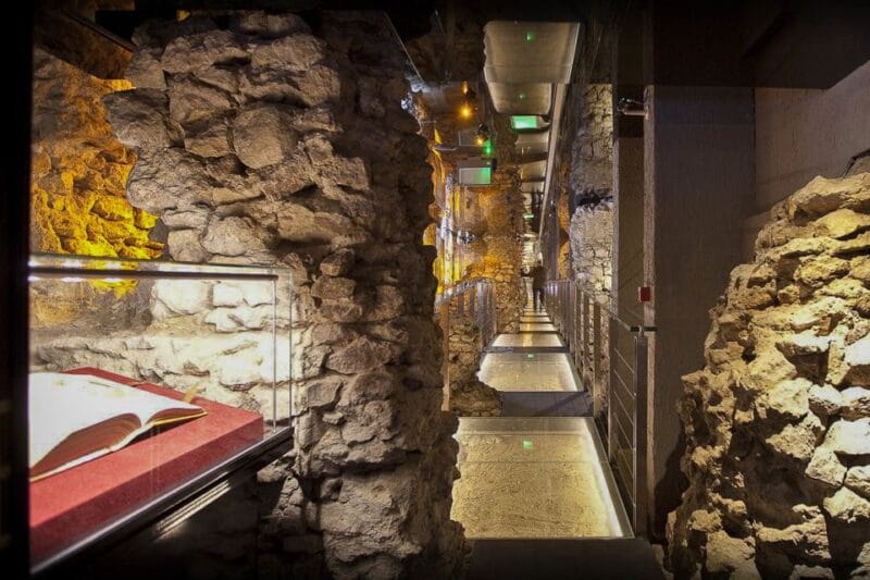 Krakow: Guided Tour of Rynek Underground - What You Can Expect on the Tour