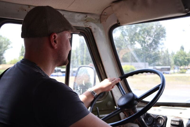 Krakow: Guided Tour to Nowa Huta on Commie Retro Van - A Nostalgic Ride into Poland’s Socialist Heritage