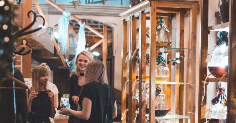 Kraków: Guided Vodka Tour with Food and Drink Tastings - Logistics & Practical Tips