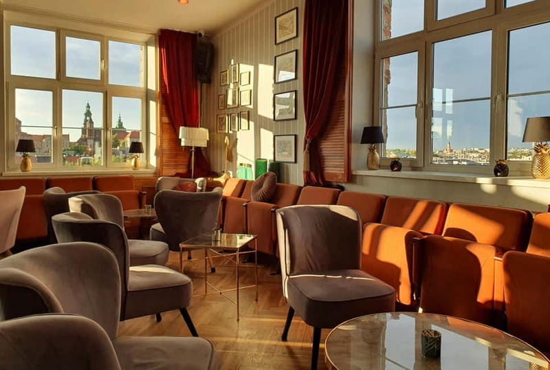 Krakow: Hidden Rooftop Bar Reservation with 1 Cocktail - Who Will Love This?