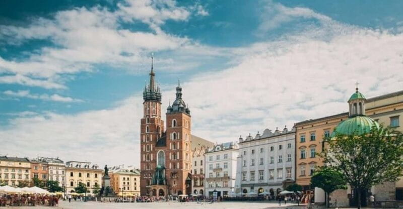 Krakow : Must-See Walking Tour With A Guide - Key points / Takeaways