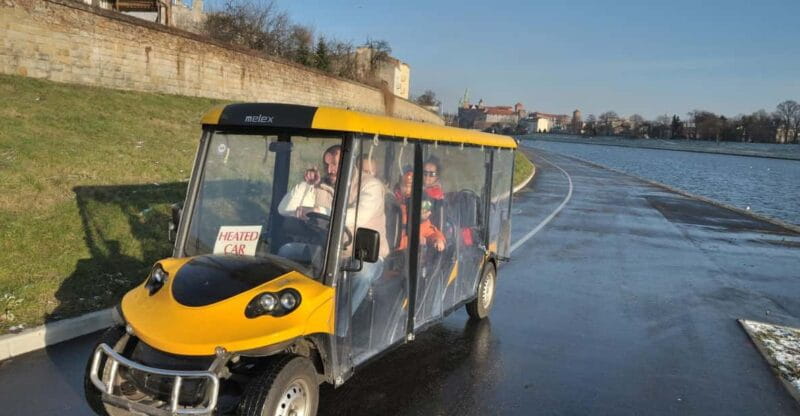 Krakow: Old Town by Golf Cart & Guided Tour of Wawel Castle - Exploring Krakow’s Old Town by Golf Cart
