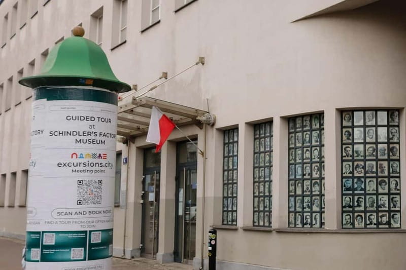 Krakow: Schindler's List Tour: Film Sites & Museum - Walking Through the Movie and the History