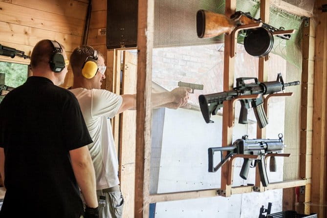 Krakow: Shooting Range with Real Weapons - An In-Depth Look at the Shooting Experience in Krakow