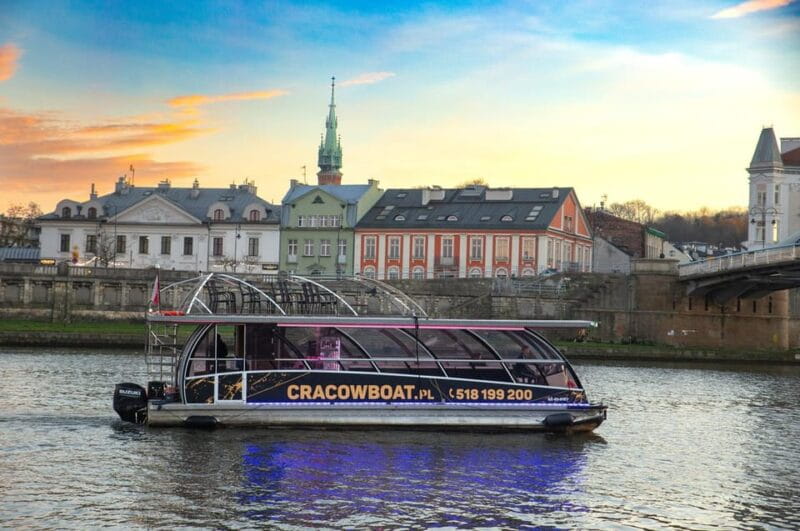 Krakow: Sightseeing Cruise on Vistula River with Audio Guide - Who Should Book This Experience?