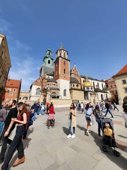 Krakow: Visit to Wawel Hill and the Cathedral - The Breathtaking View and the Legend of the Dragon