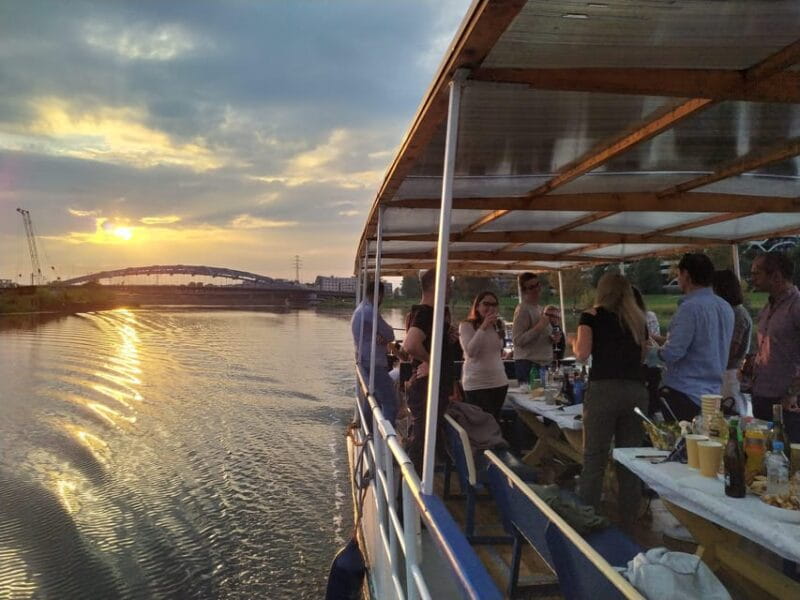 Krakow: Vistula River Cruise with Historical Views - The Experience: What Makes It Special