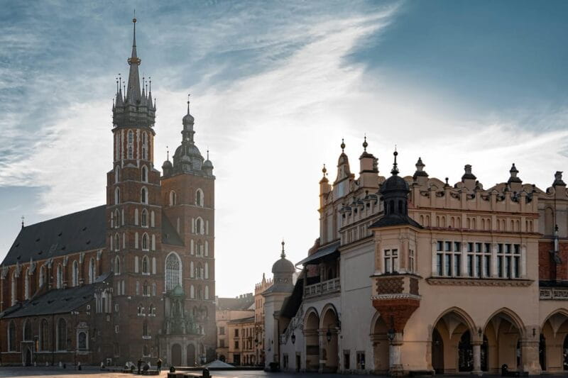 Krakow's Old Town: Uncover Hidden Gems with a Local - Price, Value, & Practicalities