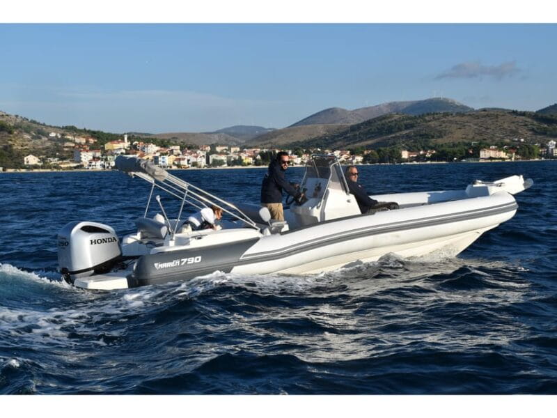 Krk/Dunat: Rent a boat Marlin 790 Dynamic - Discovering Croatia by Boat: An Authentic Adventure