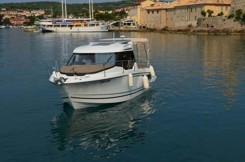 Krk: Rent a boat Merry Fisher 795 386kk - Price and Logistics: What You Need to Know