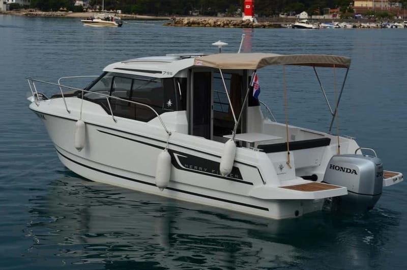 Krk: Rent a boat Merry Fisher 795 - Exploring Croatia by Boat: A Review of the Merry Fisher 795 Rental Near Krk