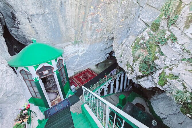 Kruja, Old Bazaar, Skanderbeg Museum,Sari Saltik tour from Tirana - Key points / Takeaways