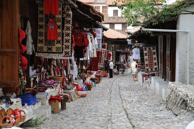 Kruje - Day Tour by ADRIATIK TOURS LLC - Exploring Kruje: A Historical Jewel with a Personal Touch