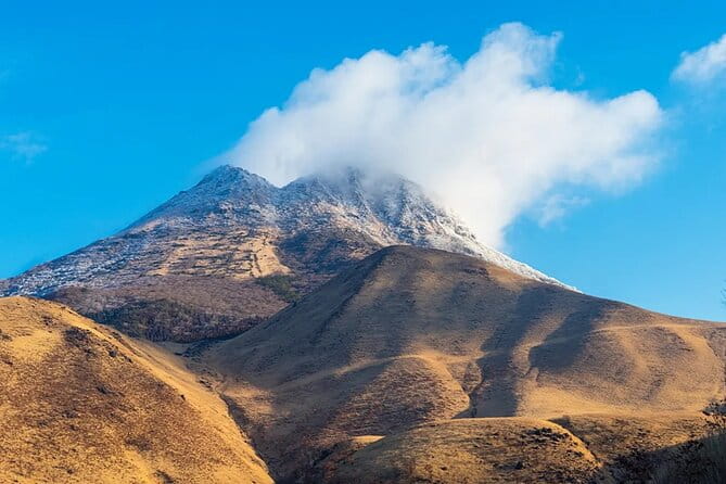 Kumamoto Castle Kusasenri and Aso Crater Tour in Fukuoka/Kumamoto - What to Expect During the Tour