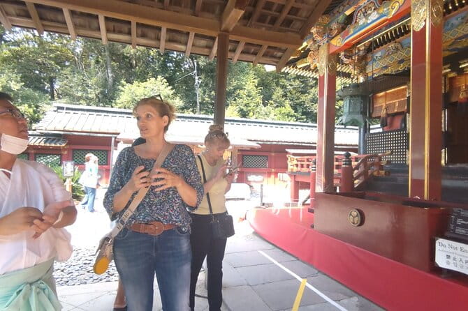 Kunozan Toshogu Shrine to Miho Matsubara / V-G - Accessibility Information