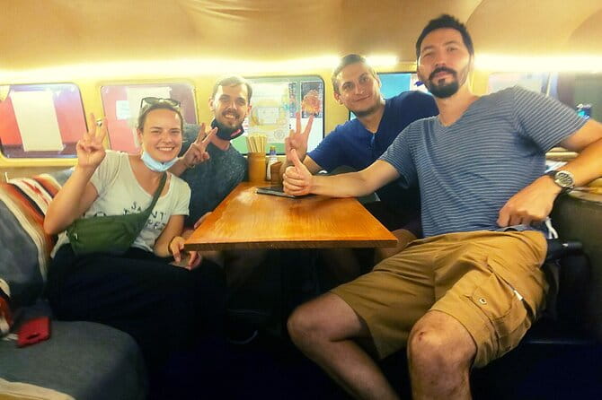 Kuromon Market Tour: All Inclusive 6~8 Dishes & 3~4 Samplings - Exploring Osakas Vibrant Food Scene