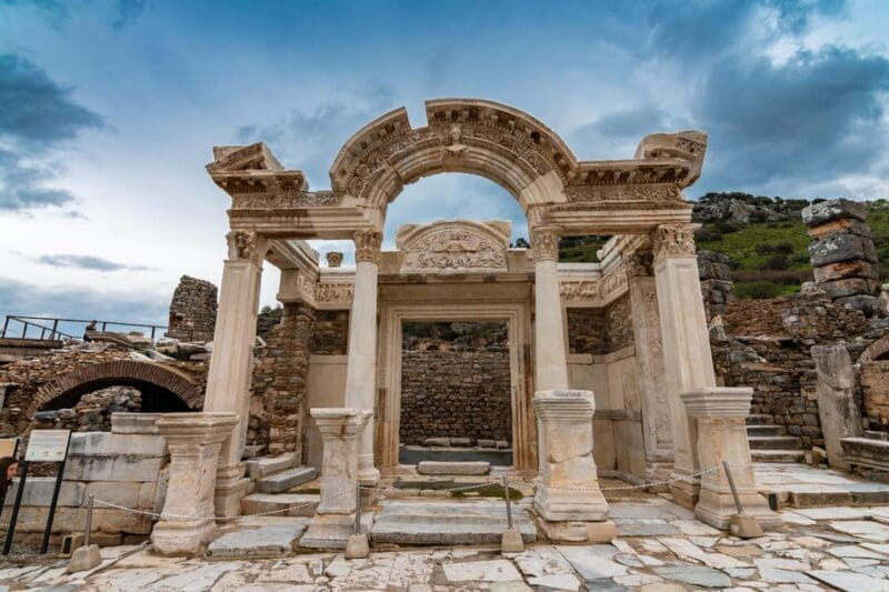 Kusadasi: Ephesus Private Tour for Cruise Guests - Exploring the Temple of Artemis and Selcuk