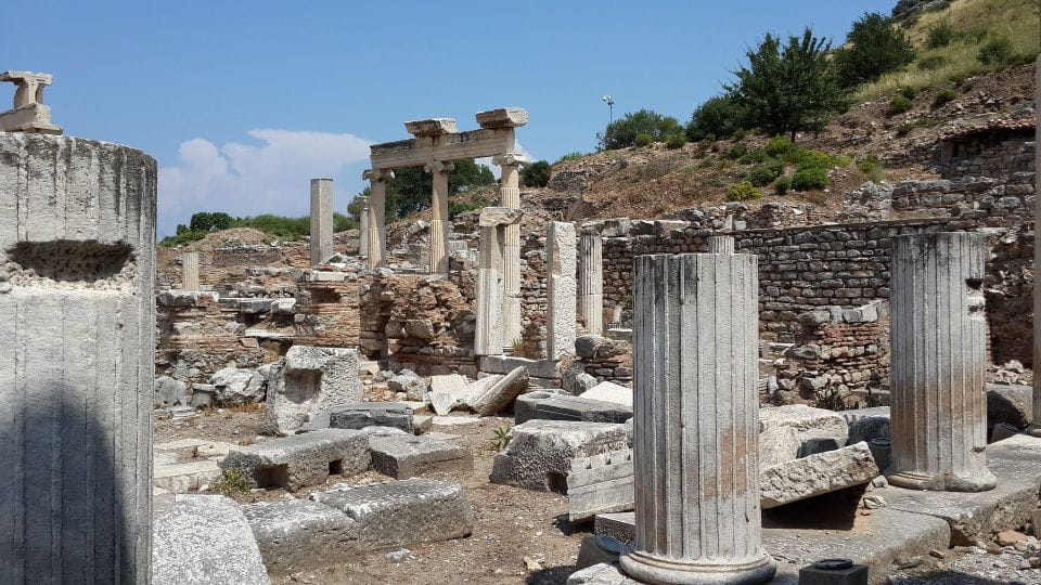 Kusadasi or Selcuk: Highlights of Ephesus - Small Group Tour - Key Points