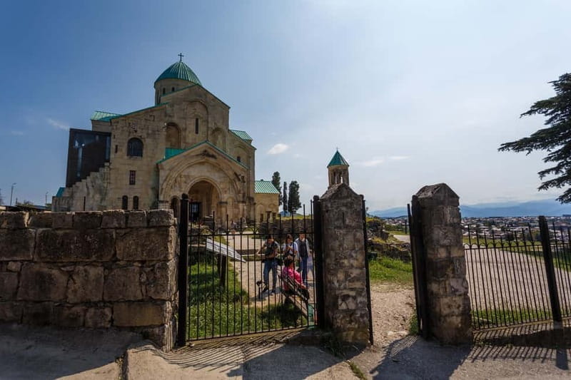 Kutaisi, Wine & Dine - group tour around the city - Walking Tour Through Kutaisi’s Heart