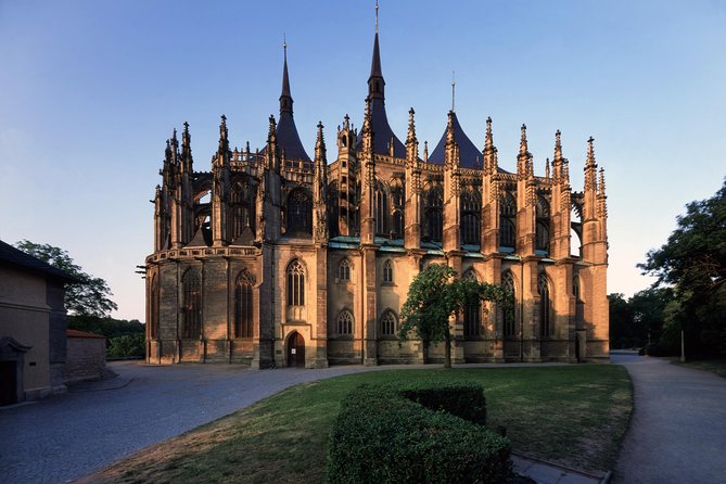 Kutna Hora Half-Day Tour From Prague, Including the Bone Church Kostnice - Inclusions and Policies